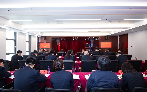华体会线上平台-华体会(中国)召开党委理论学习中心组（扩大）三月学习会暨党支部书记述职评议会